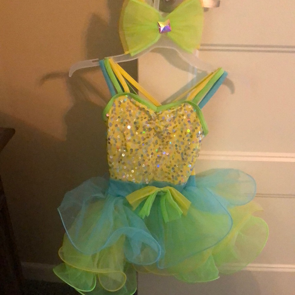 Girls dance costume. Size 5t
